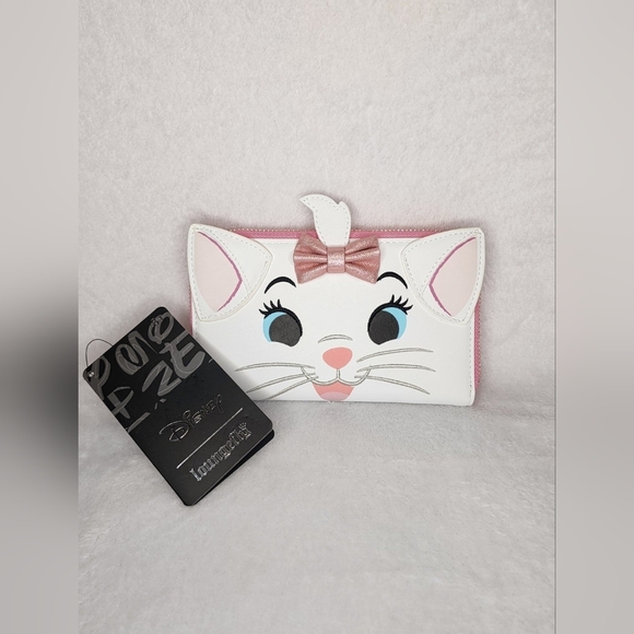 Loungefly The Aristocats Sassy Marie Cosplay Mini Backpack & Wallet NWT - Picture 7 of 9